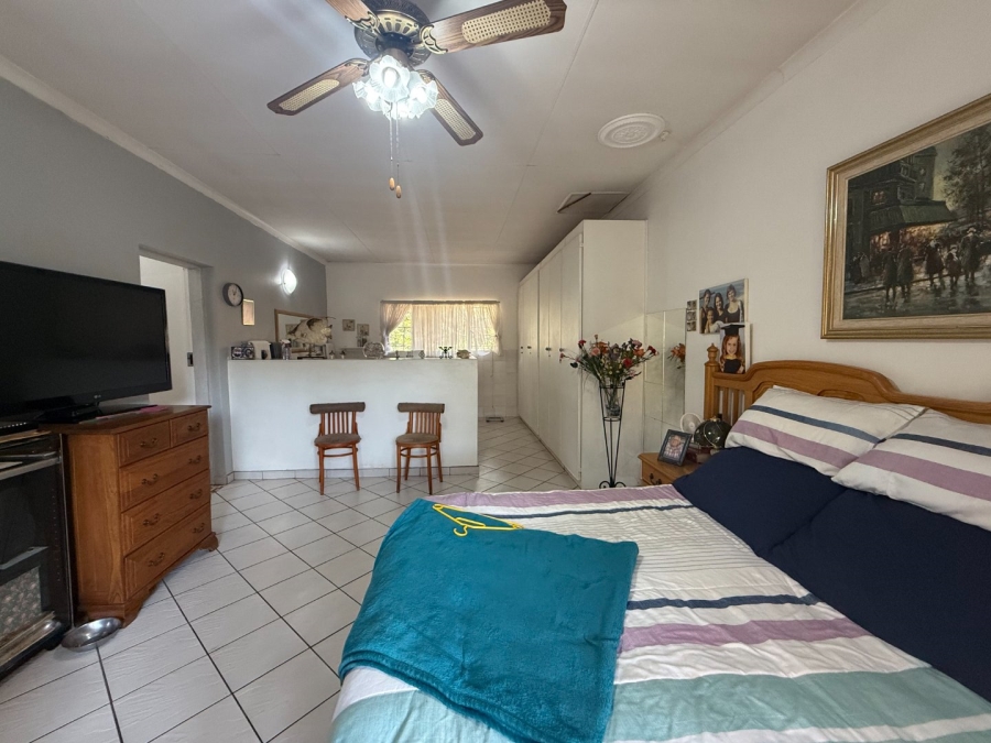 3 Bedroom Property for Sale in Ifafi North West